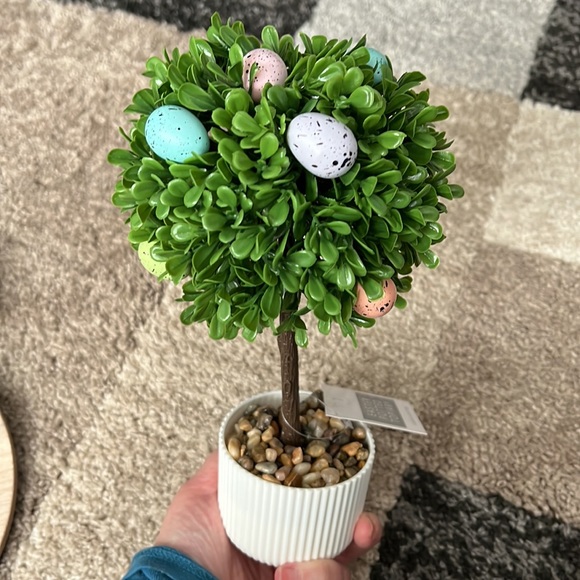 Target Bullseye’s Playground Easter, LED eggs, egg topiary, Bunny tray NWT! - Picture 2 of 7